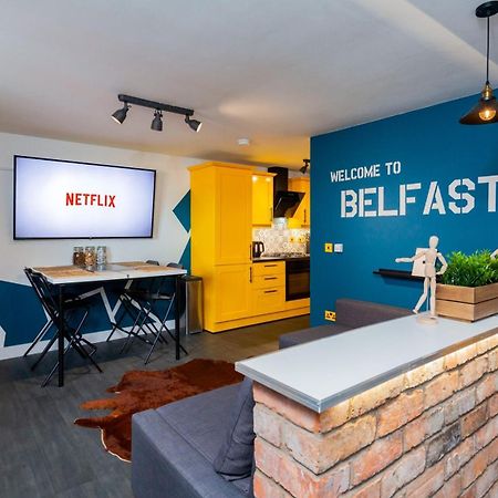 Funky City Apartment - Secure Parking - Wifi - Sleeps 6 - No Parties Belfast Ngoại thất bức ảnh