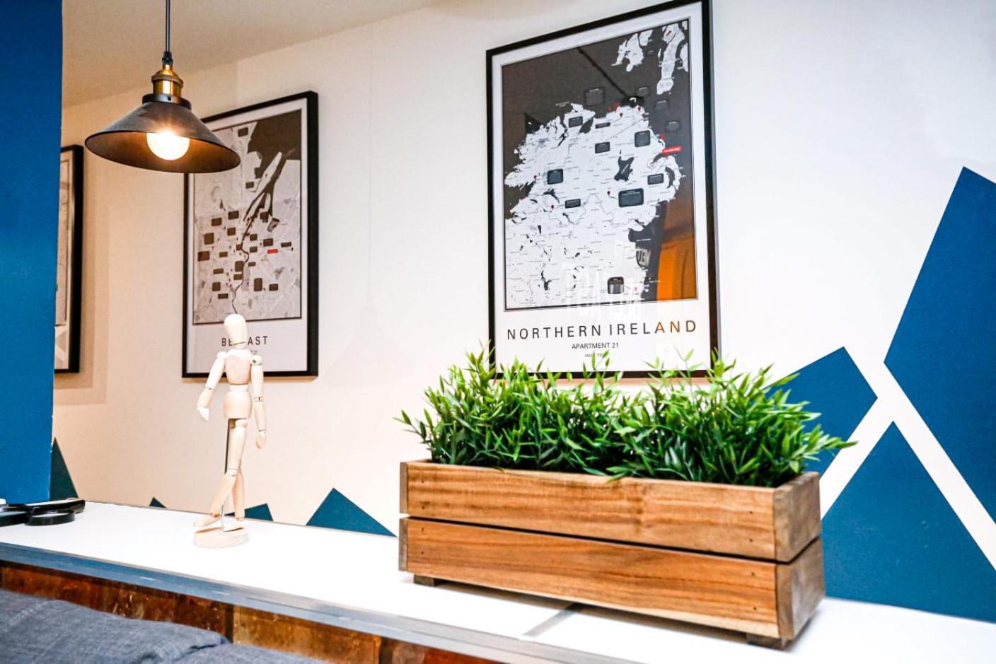 Funky City Apartment - Secure Parking - Wifi - Sleeps 6 - No Parties Belfast Ngoại thất bức ảnh
