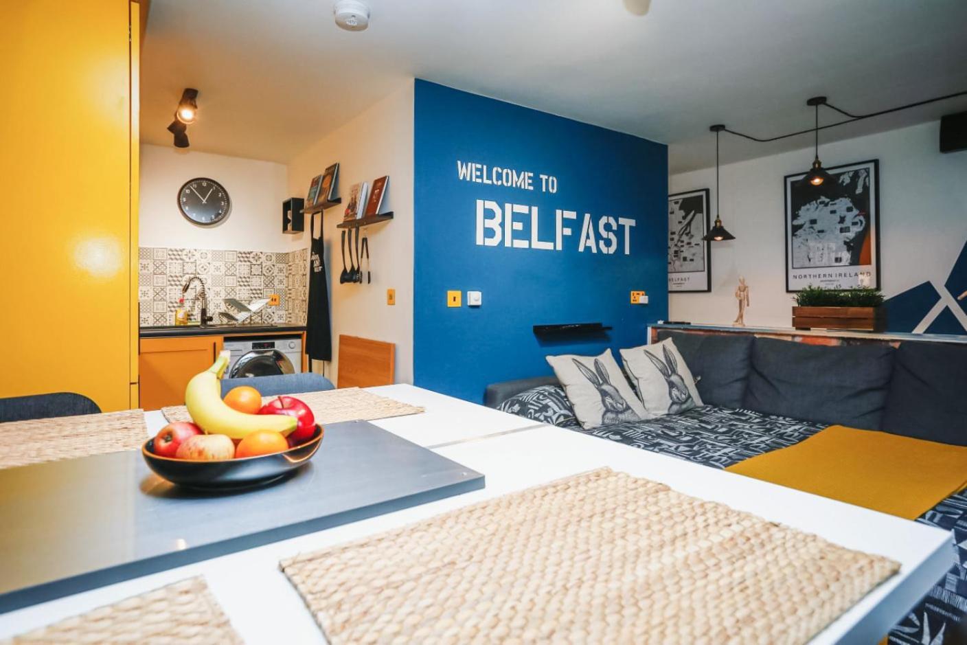 Funky City Apartment - Secure Parking - Wifi - Sleeps 6 - No Parties Belfast Ngoại thất bức ảnh